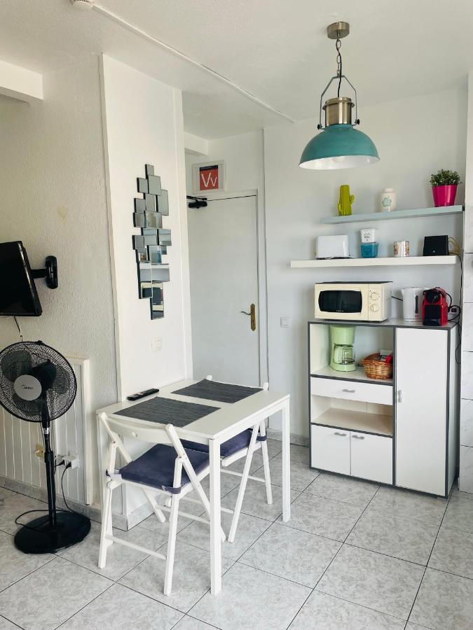 Ferienwohnung Magnificent Studio With A Terrace Overlooking The Sea! Puerto de la Cruz  Exterior foto