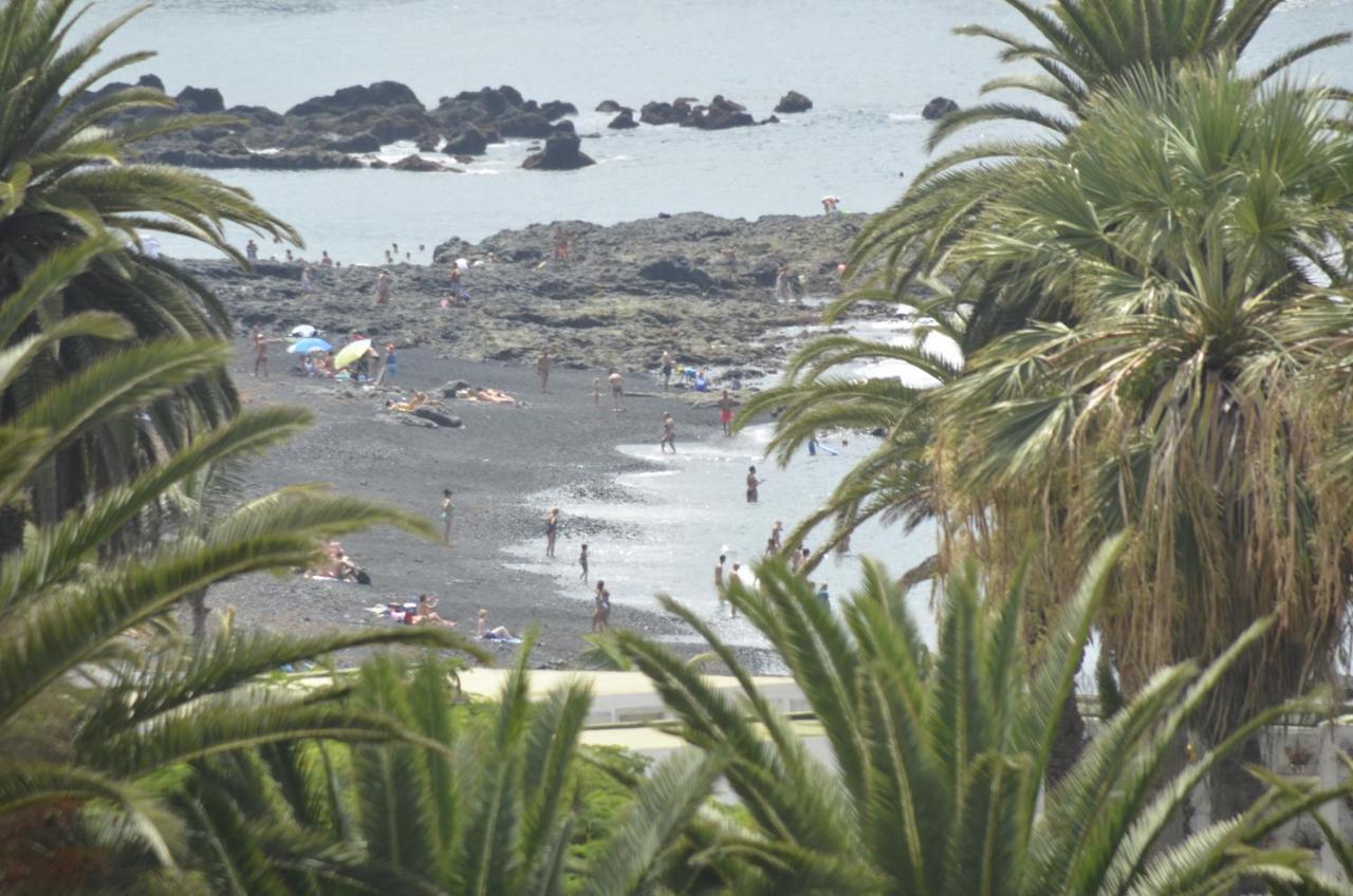 Ferienwohnung Magnificent Studio With A Terrace Overlooking The Sea! Puerto de la Cruz  Exterior foto